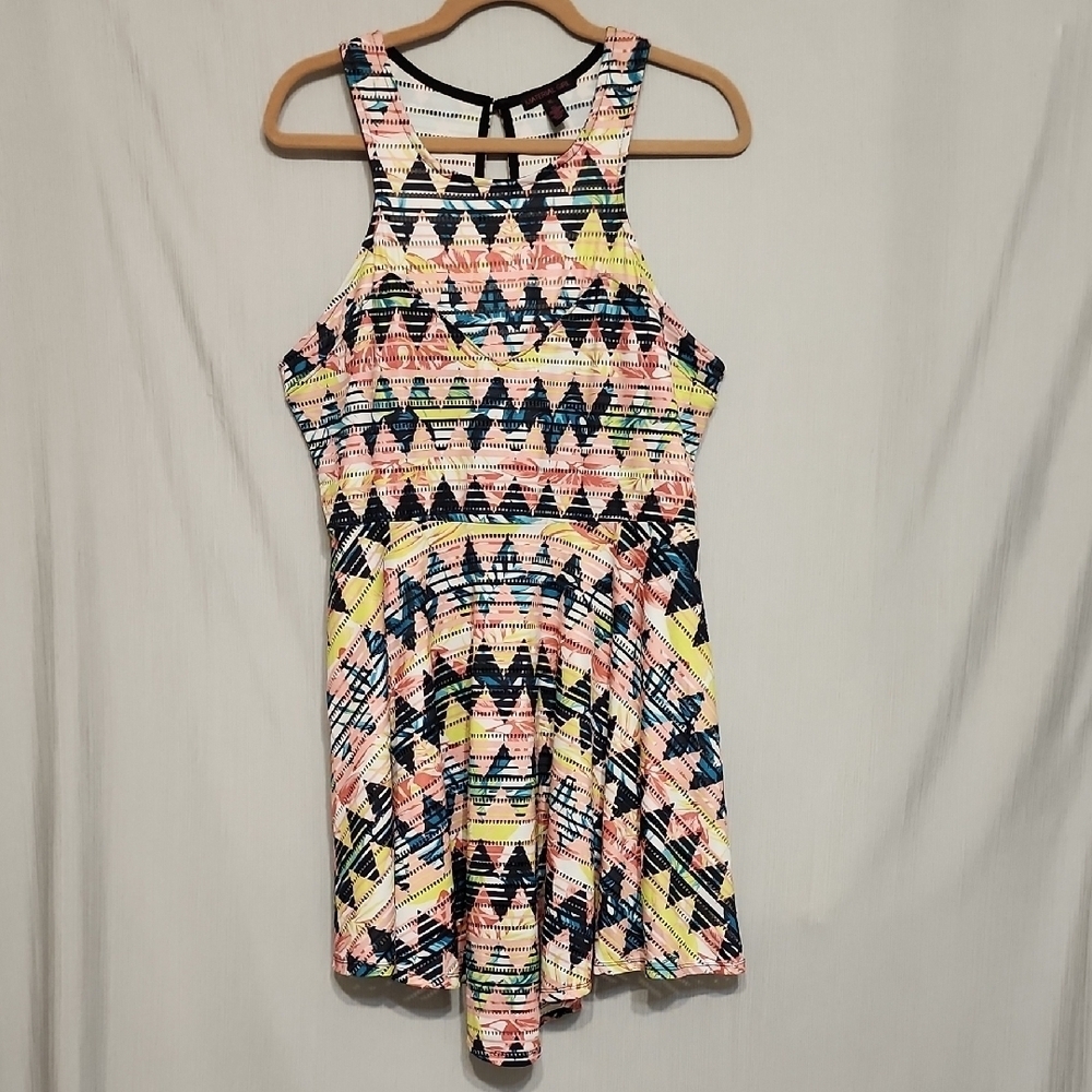 Material Girl Geometric Pattern Dress
